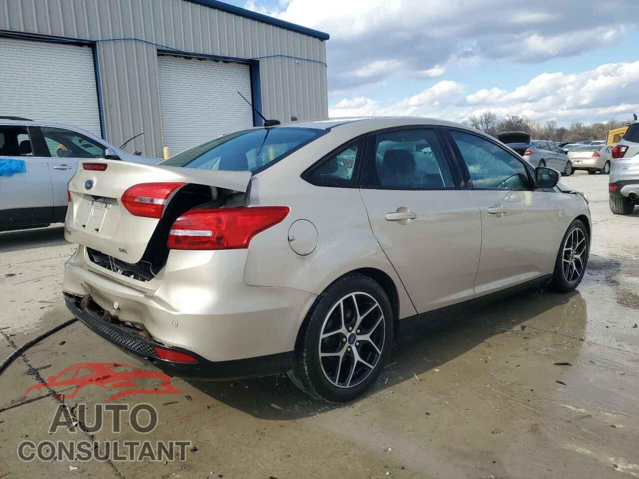 FORD FOCUS 2018 - 1FADP3H23JL269720