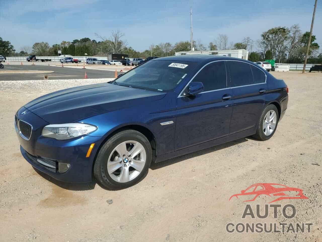 BMW 5 SERIES 2011 - WBAFR1C58BC745610