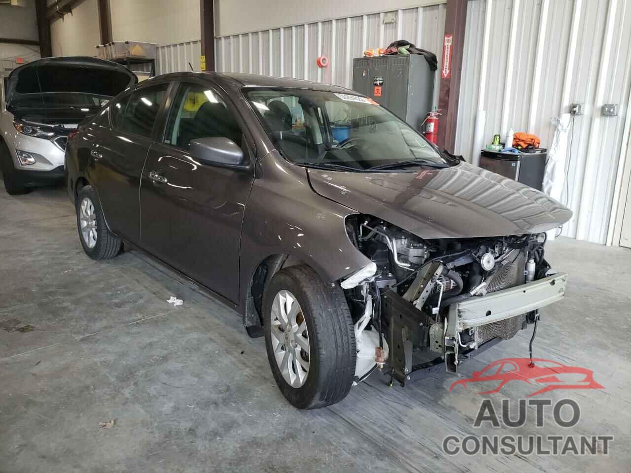 NISSAN VERSA 2017 - 3N1CN7AP1HL896099