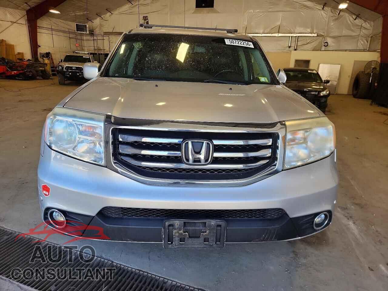 HONDA PILOT 2013 - 5FNYF4H99DB021478