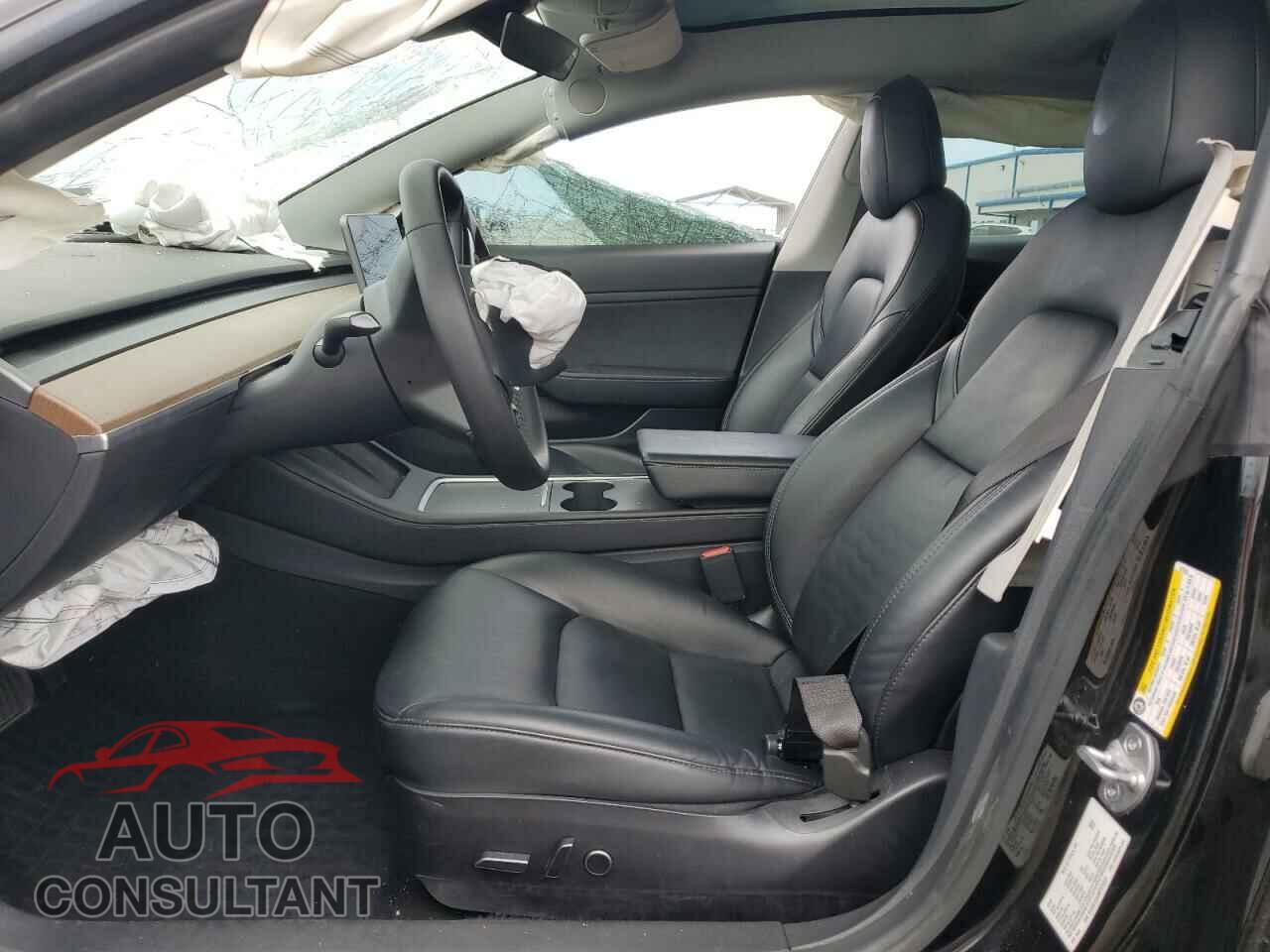 TESLA MODEL 3 2021 - 5YJ3E1EA4MF875501