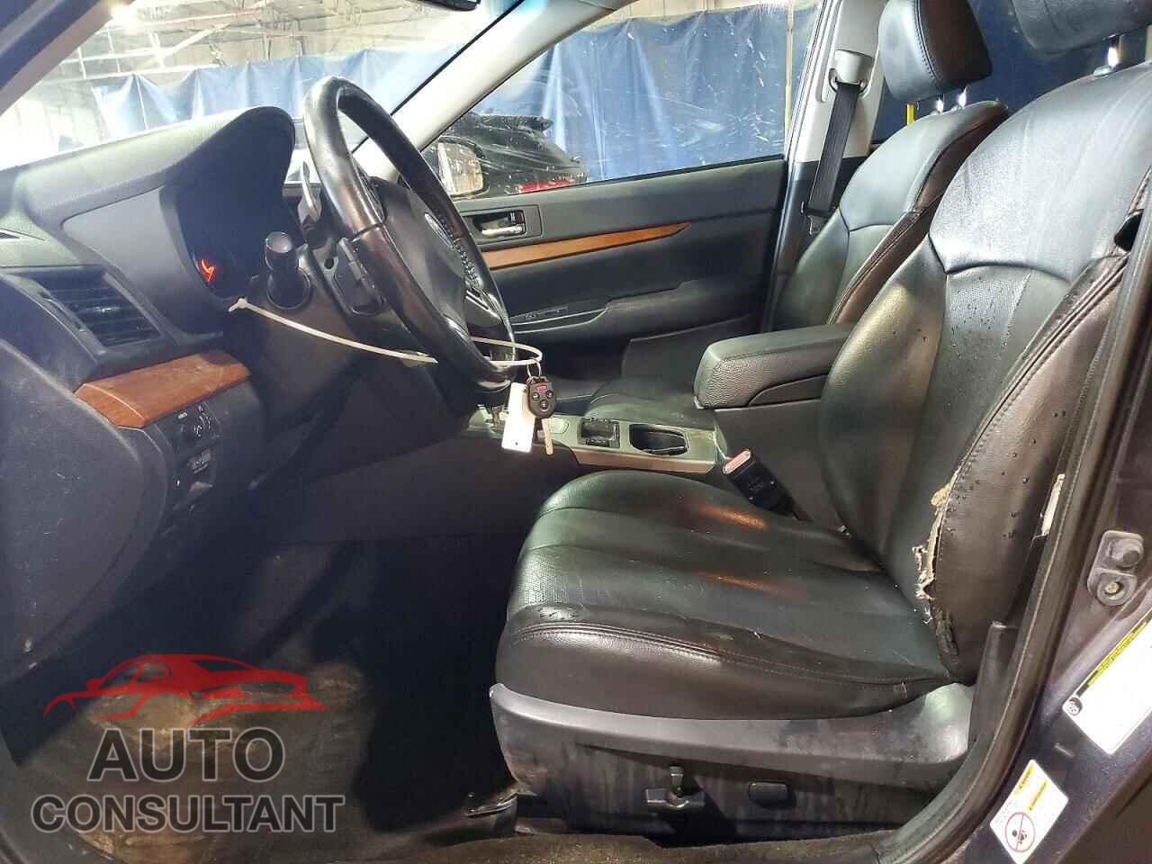SUBARU OUTBACK 2013 - 4S4BRCLC3D3217094