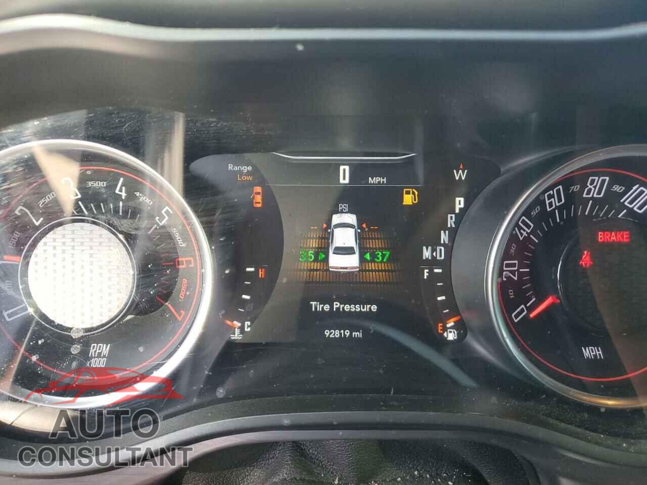 DODGE CHALLENGER 2017 - 2C3CDZBT6HH658835