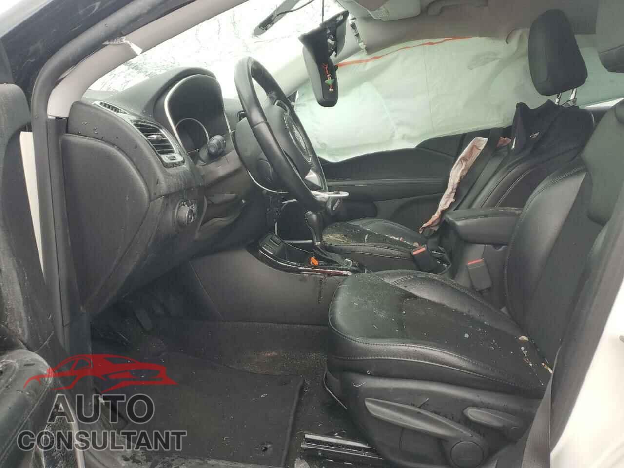 JEEP COMPASS 2020 - 3C4NJCBB1LT230284