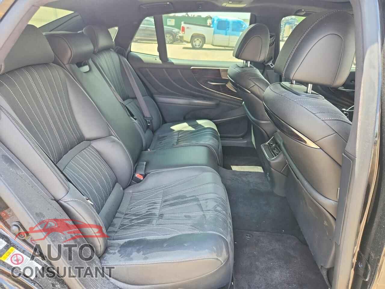 LEXUS LS500 2018 - JTHB5LFF7J5000961