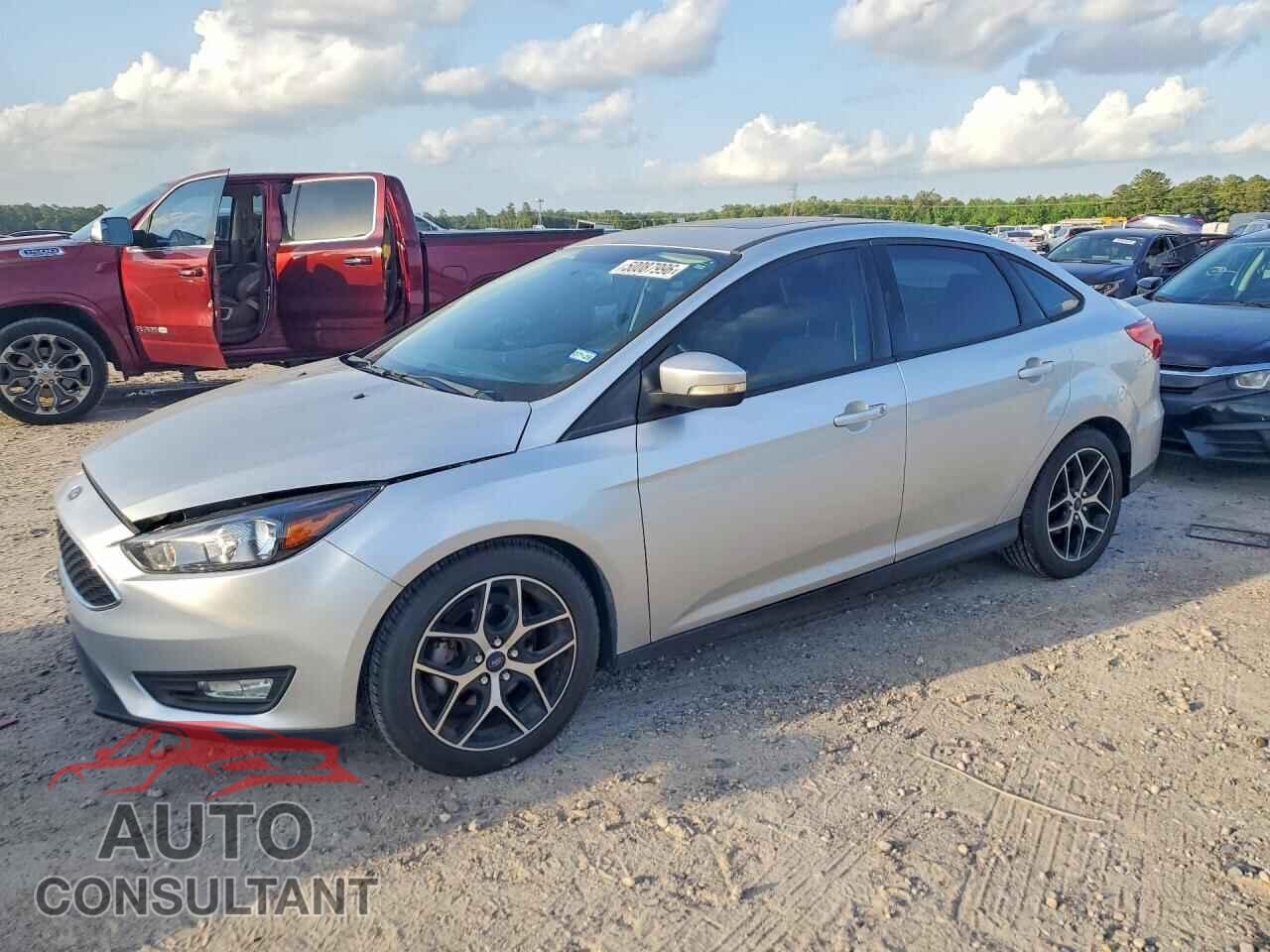 FORD FOCUS 2017 - 1FADP3H21HL249251