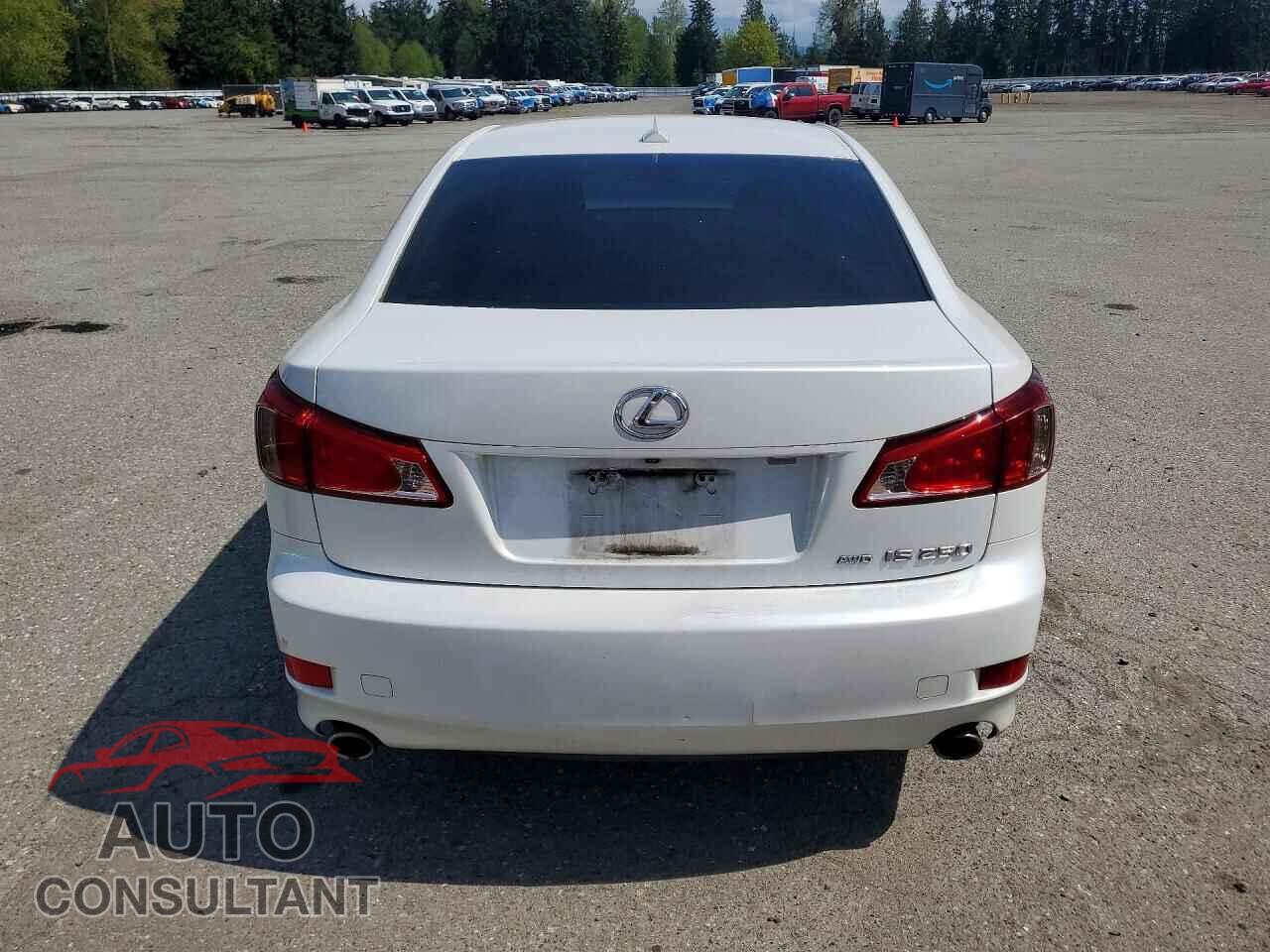 LEXUS IS 2011 - JTHCF5C25B5049222