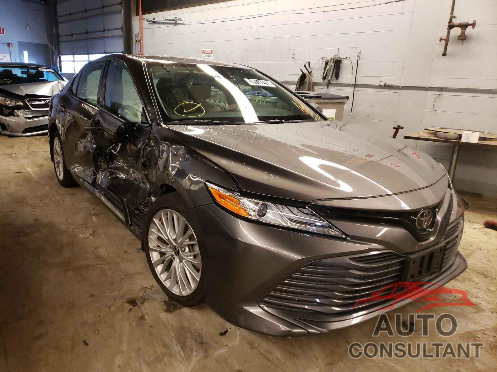 TOYOTA CAMRY 2020 - 4T1F11AK3LU996514