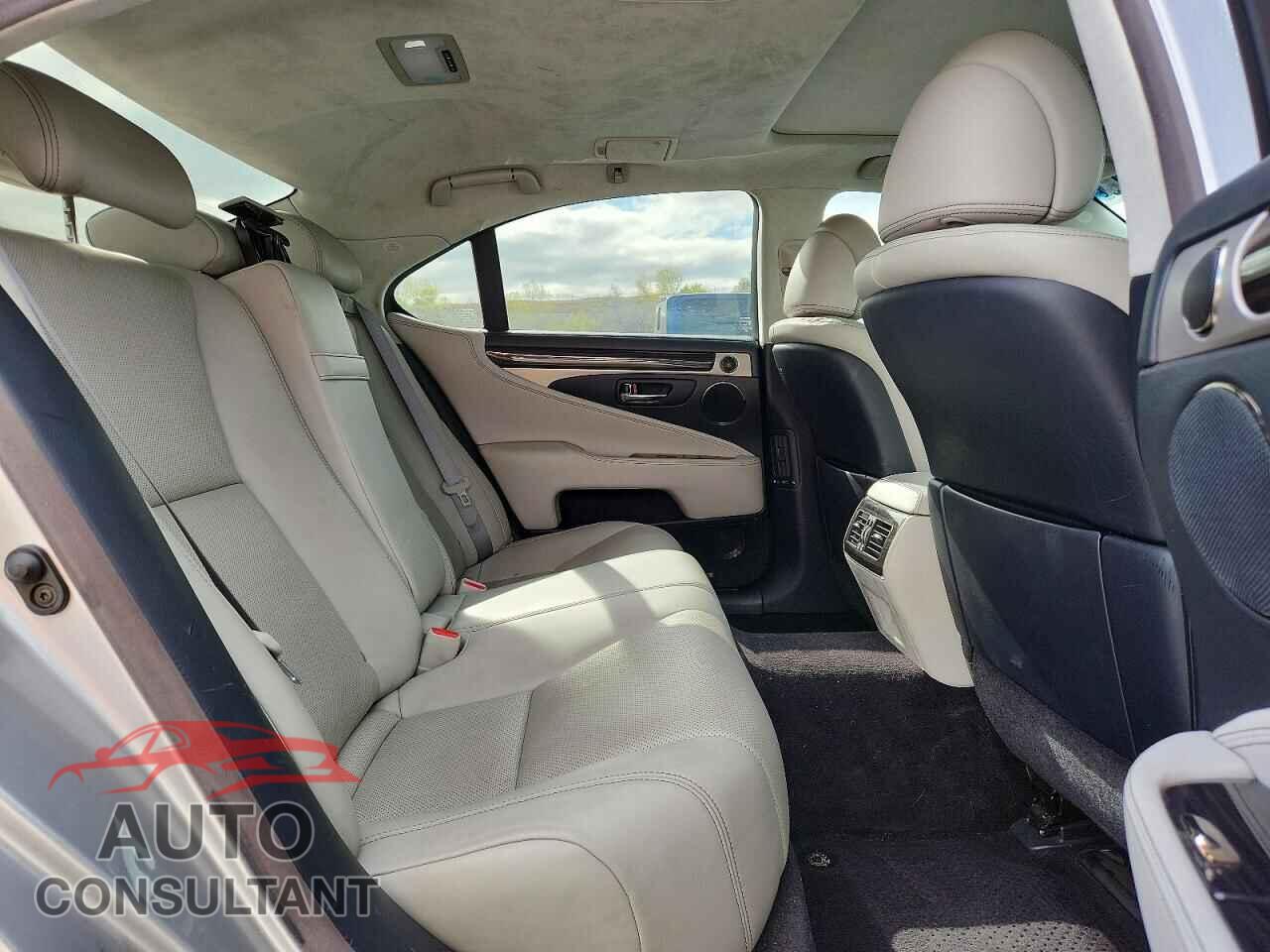 LEXUS LS460 2013 - JTHBL5EF4D5121308