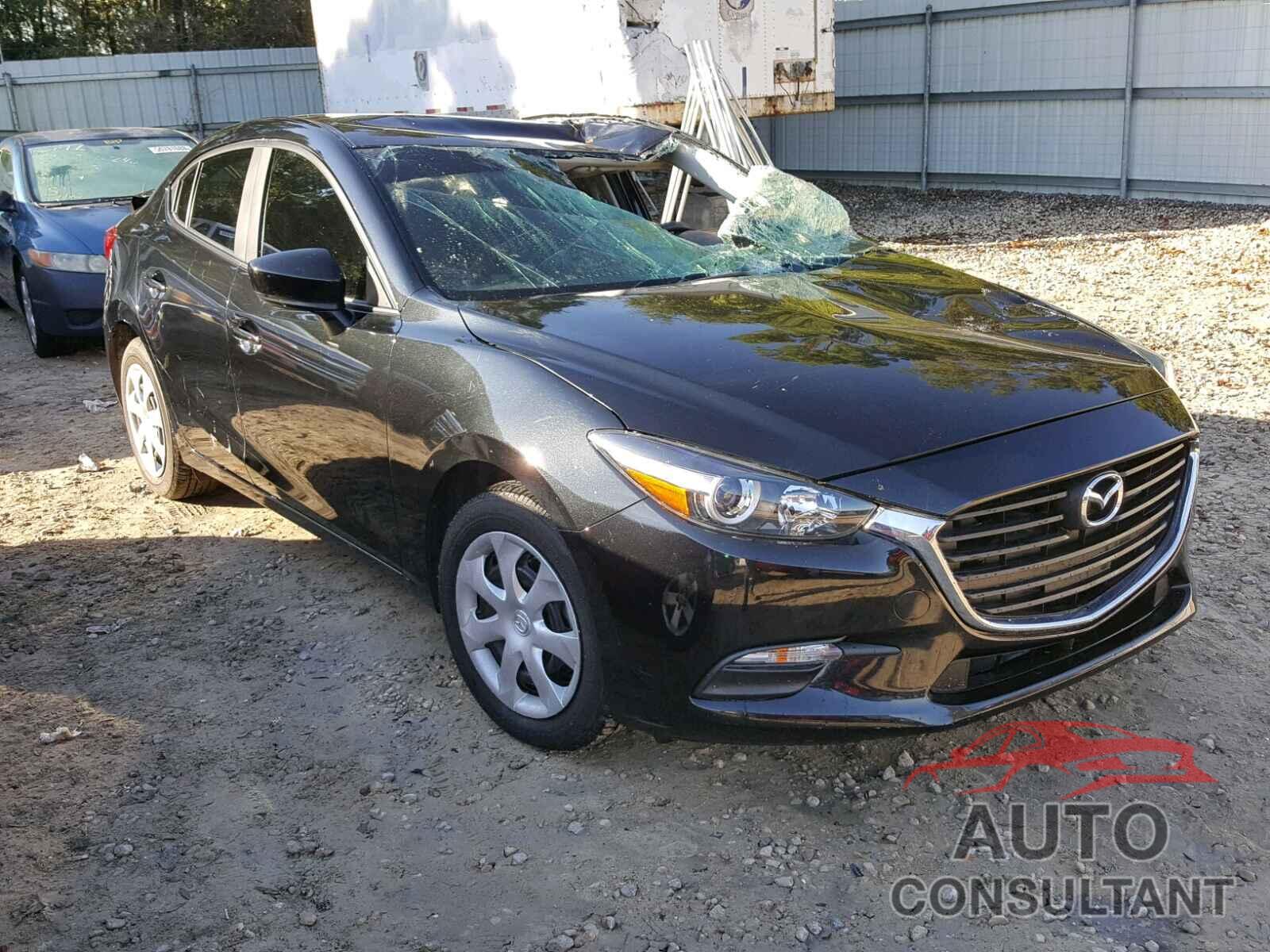 MAZDA 3 2018 - 3MZBN1U74JM189593