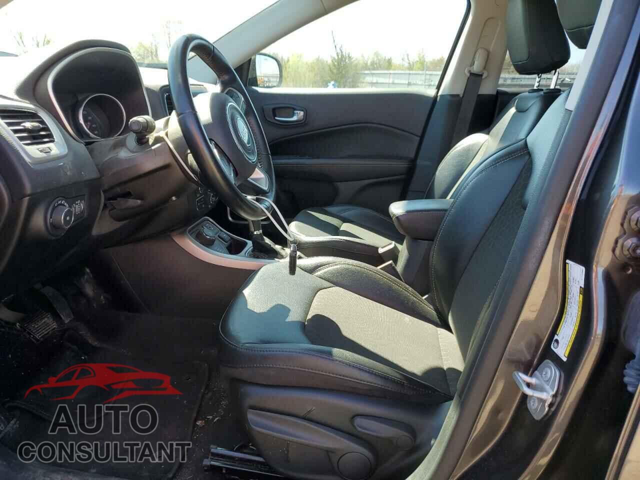 JEEP COMPASS 2020 - 3C4NJDBB1LT174983