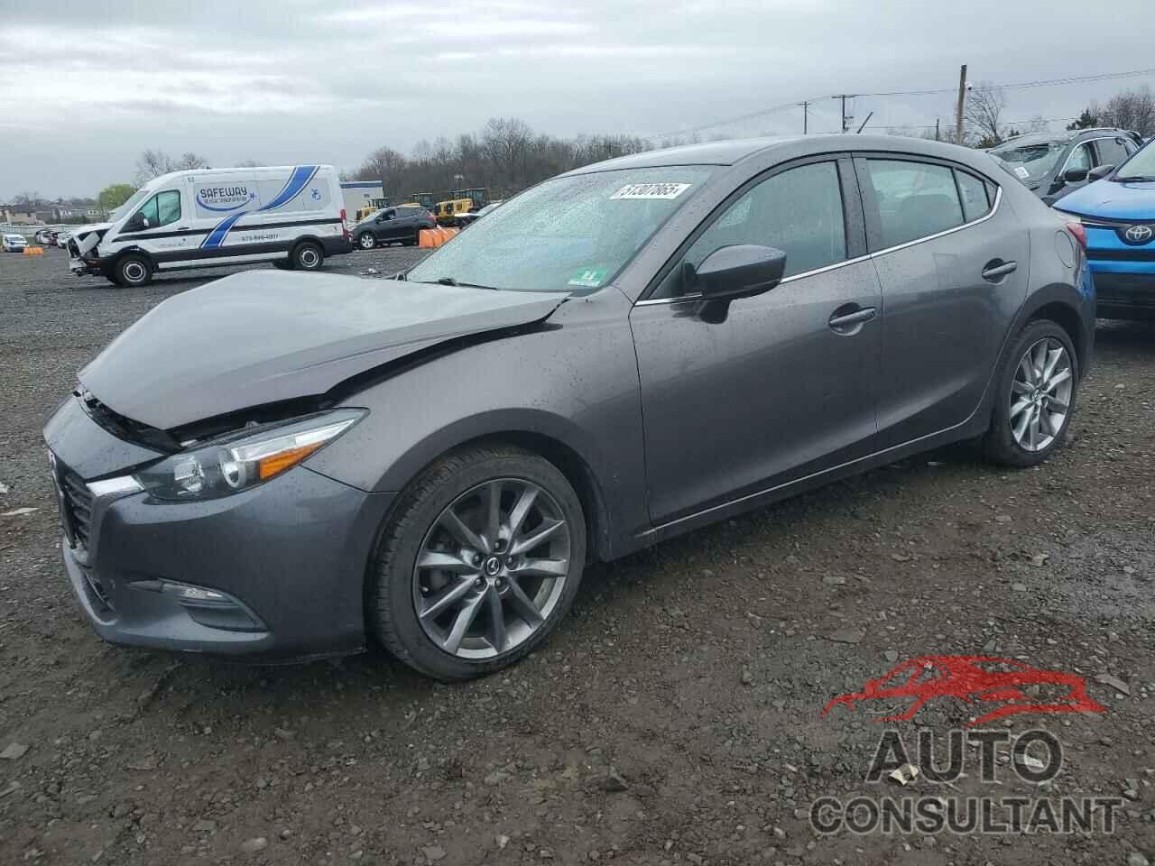 MAZDA 3 2018 - 3MZBN1L32JM227238