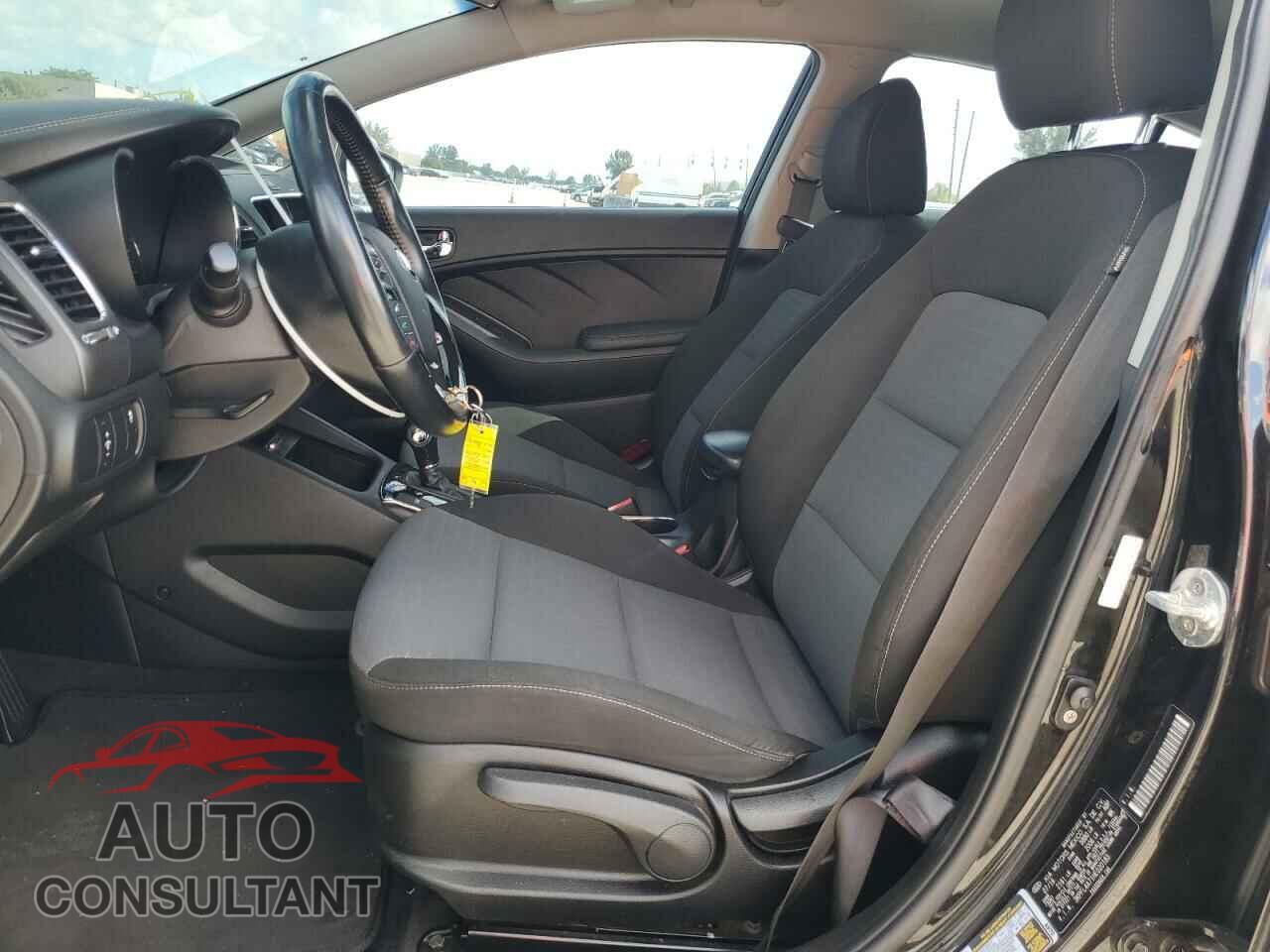 KIA FORTE 2017 - 3KPFL4A71HE020183
