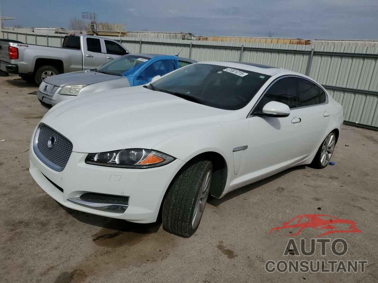 JAGUAR XF 2013 - SAJWJ0EF3D8U08568