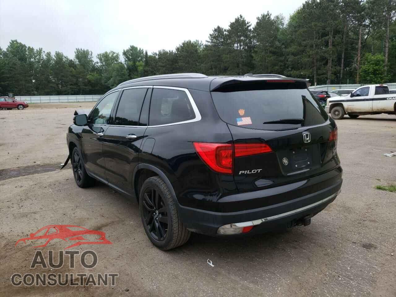 HONDA PILOT 2017 - 5FNYF5H98HB016168