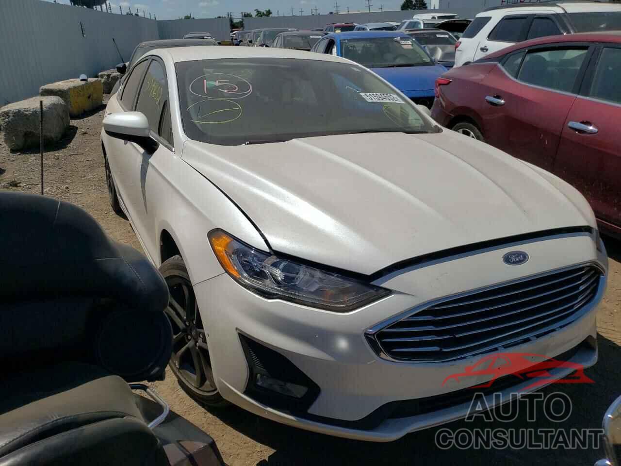 FORD FUSION 2019 - 3FA6P0HD1KR230037
