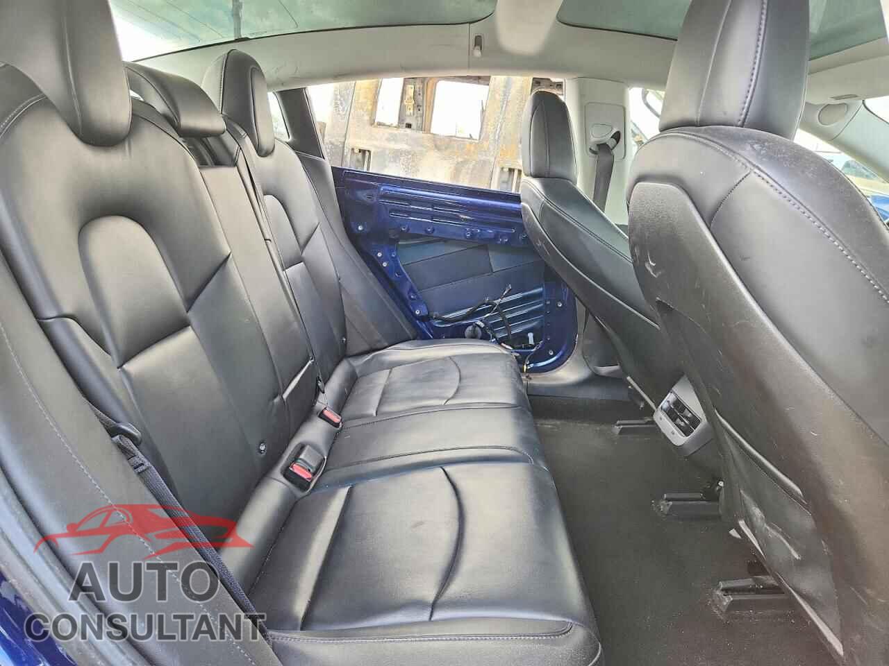 TESLA MODEL 3 2018 - 5YJ3E1EA9JF003021