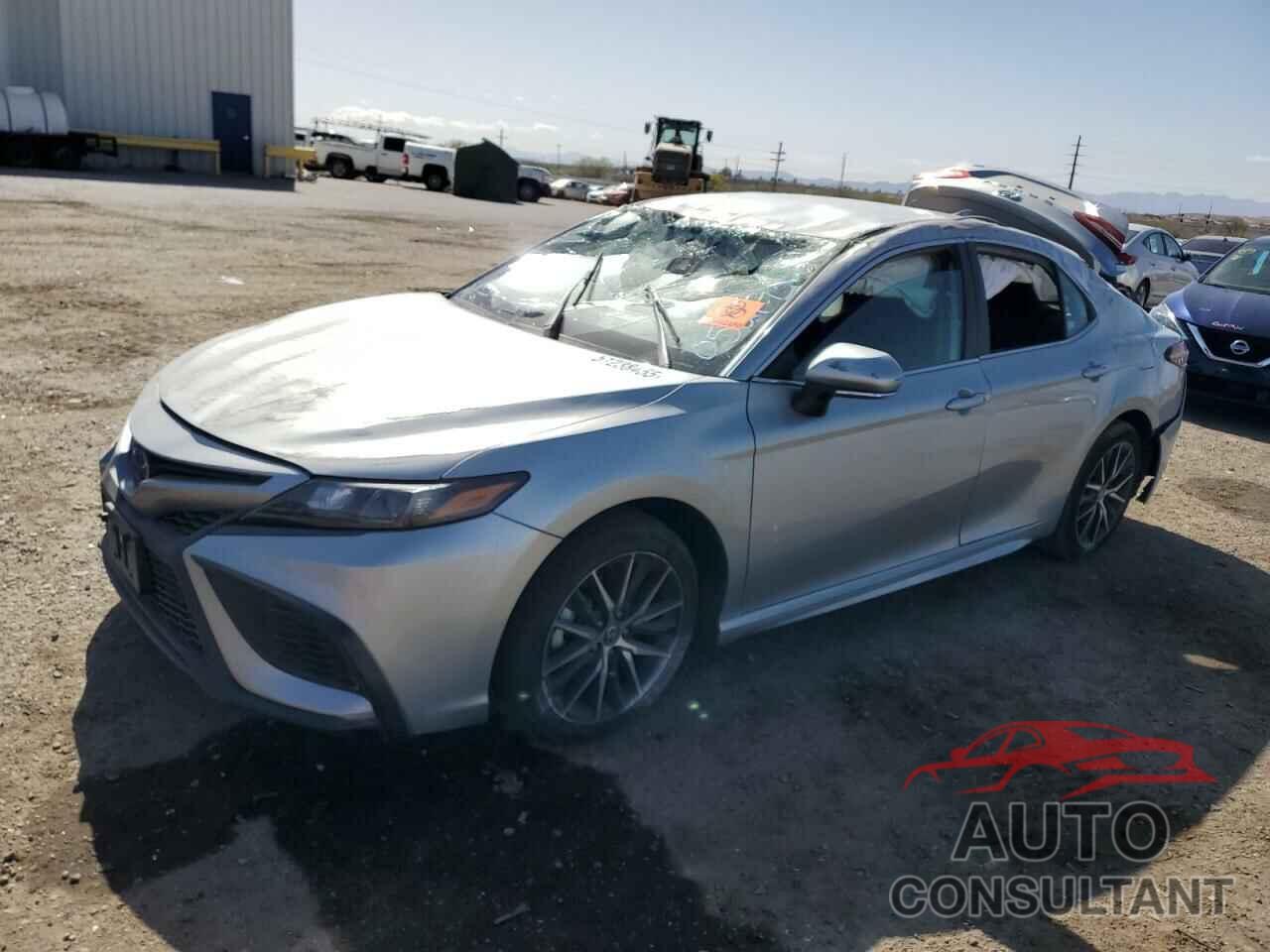 TOYOTA CAMRY 2022 - 4T1G11AK6NU052195