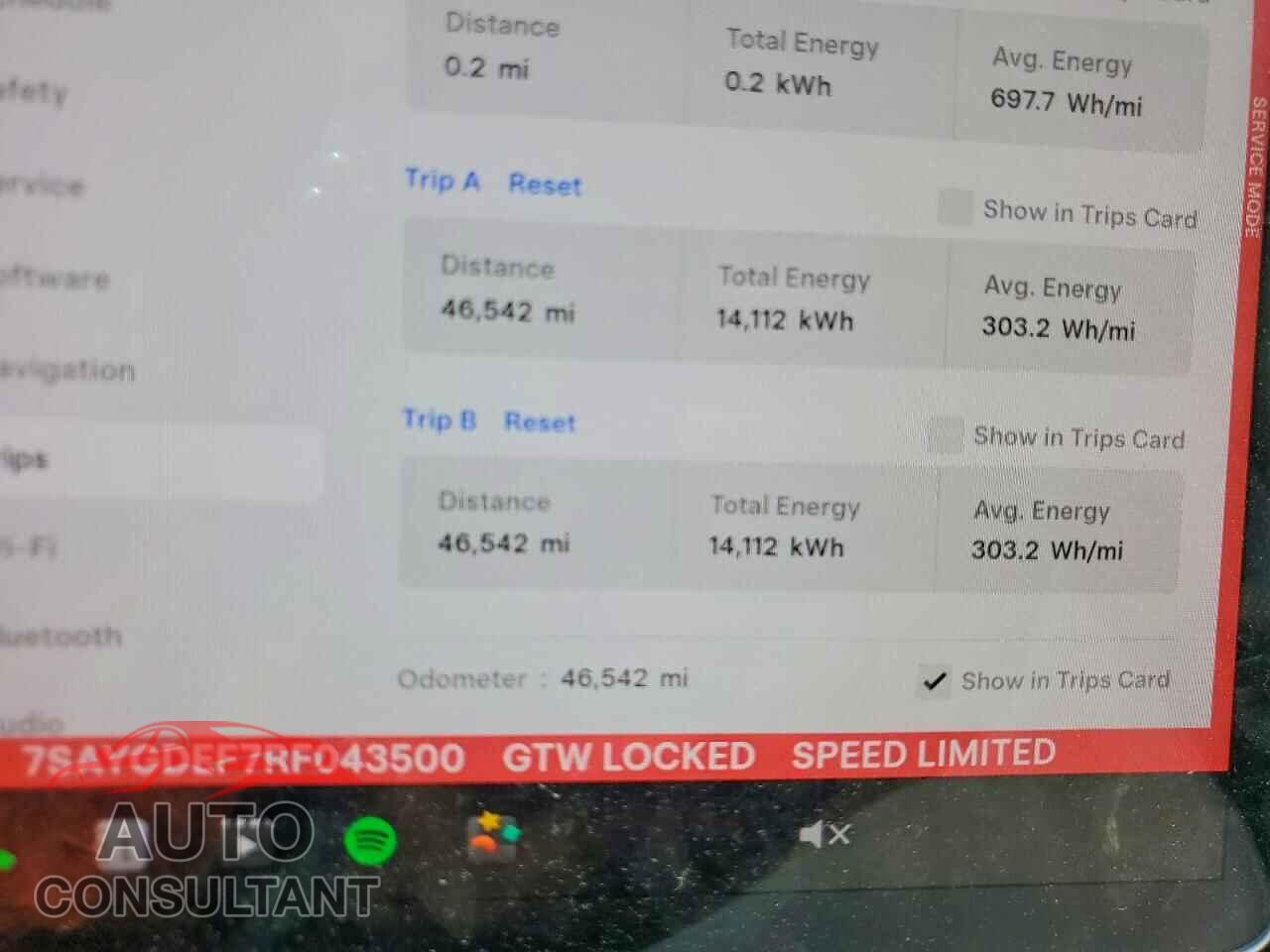 TESLA MODEL Y 2024 - 7SAYGDEF7RF043500