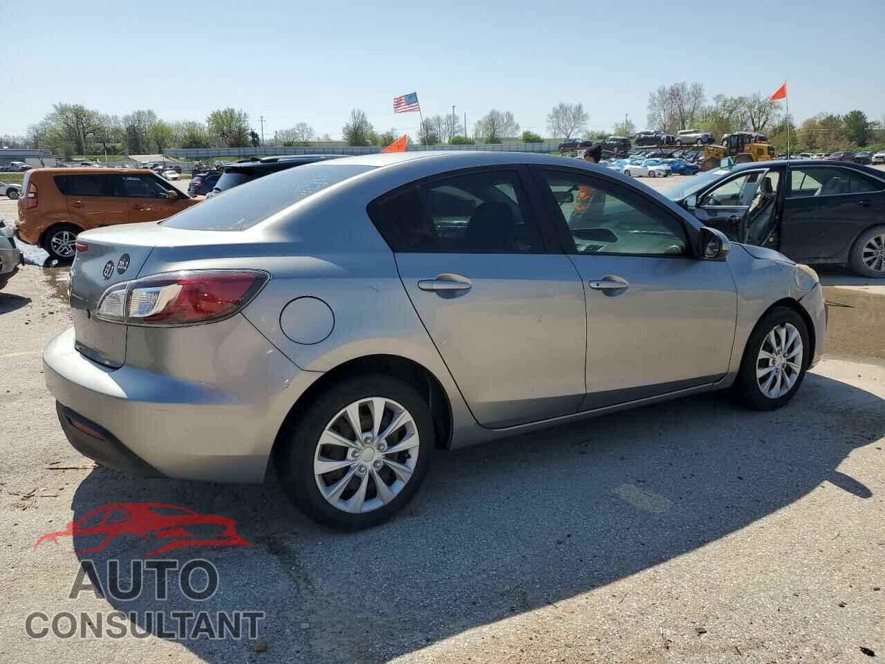 MAZDA 3 2011 - JM1BL1UF7B1493645