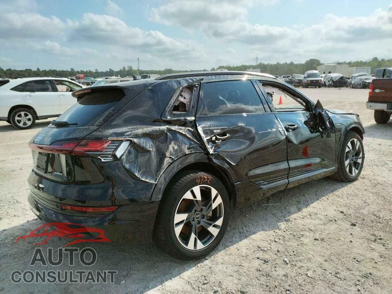 AUDI E-TRON 2021 - WA1AAAGEXMB024531