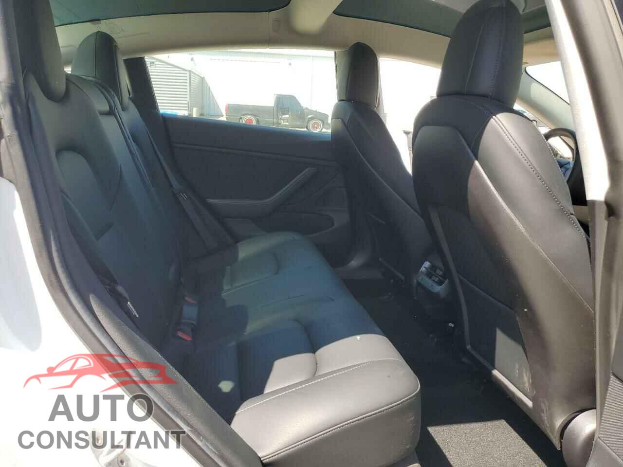 TESLA MODEL 3 2020 - 5YJ3E1EC6LF647337
