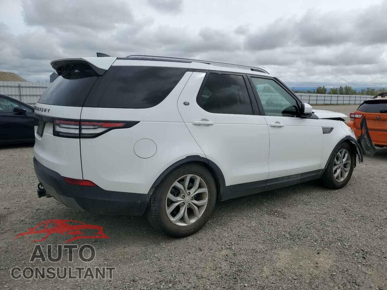 LAND ROVER DISCOVERY 2017 - SALRGBBV5HA041178