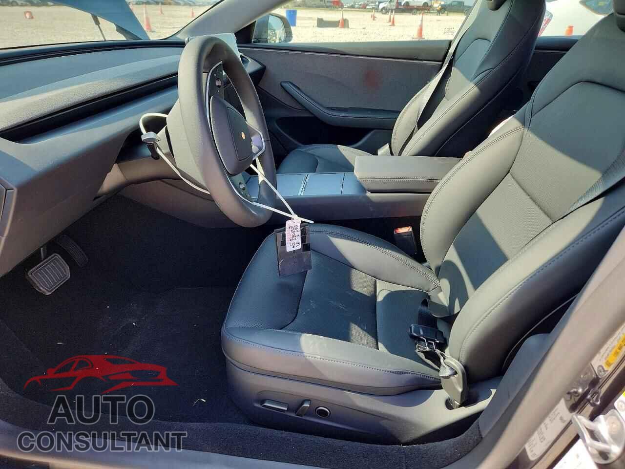 TESLA MODEL 3 2026 - 5YJ3E1EAXTF155621