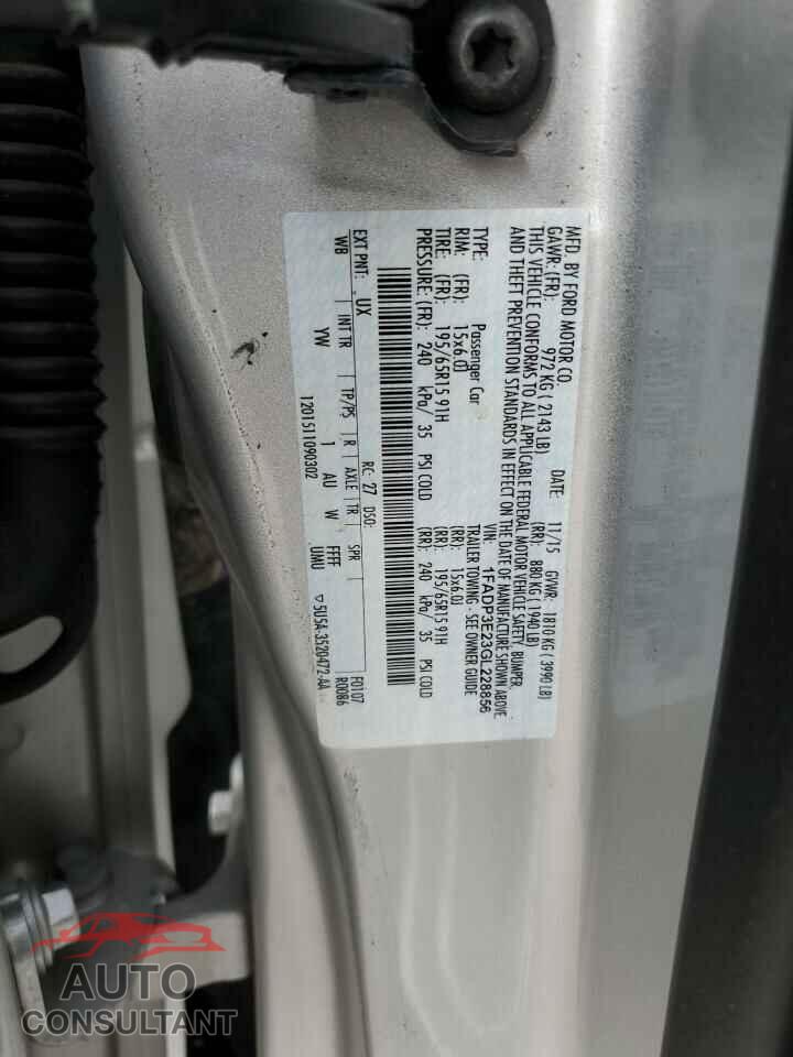 FORD FOCUS 2016 - 1FADP3E23GL228856