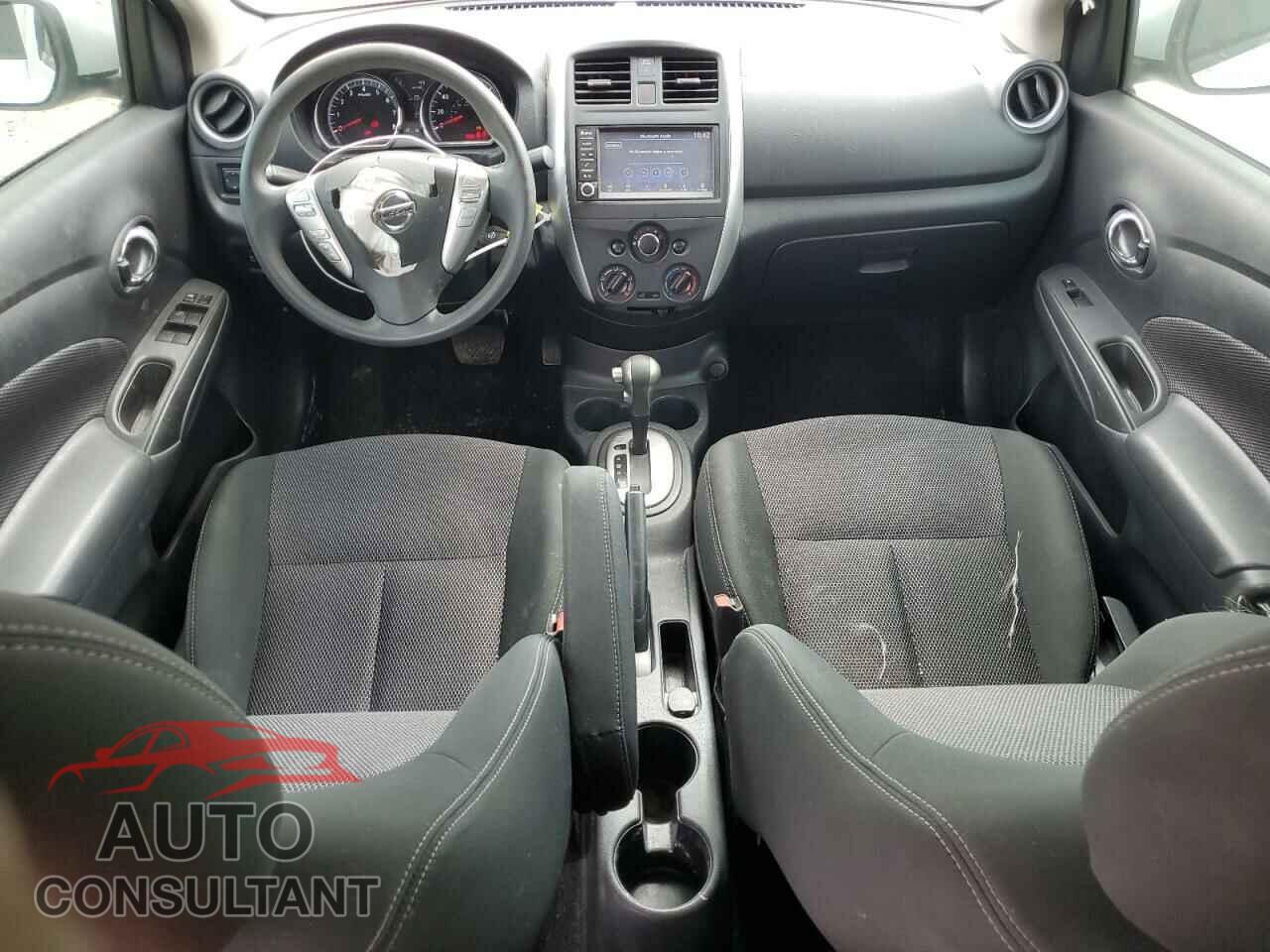 NISSAN VERSA 2019 - 3N1CN7AP3KL800934