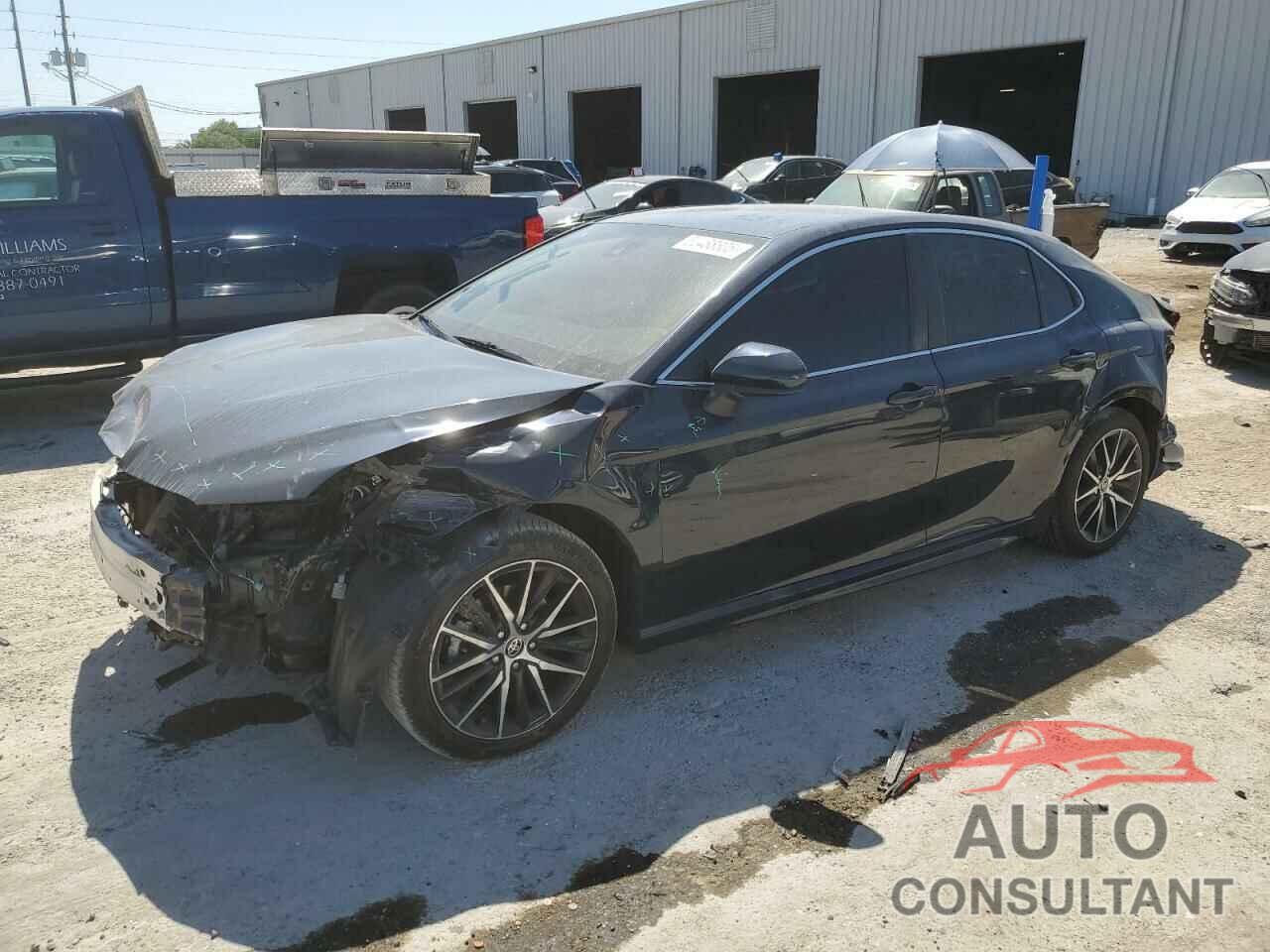 TOYOTA CAMRY 2021 - 4T1G11AK7MU561792