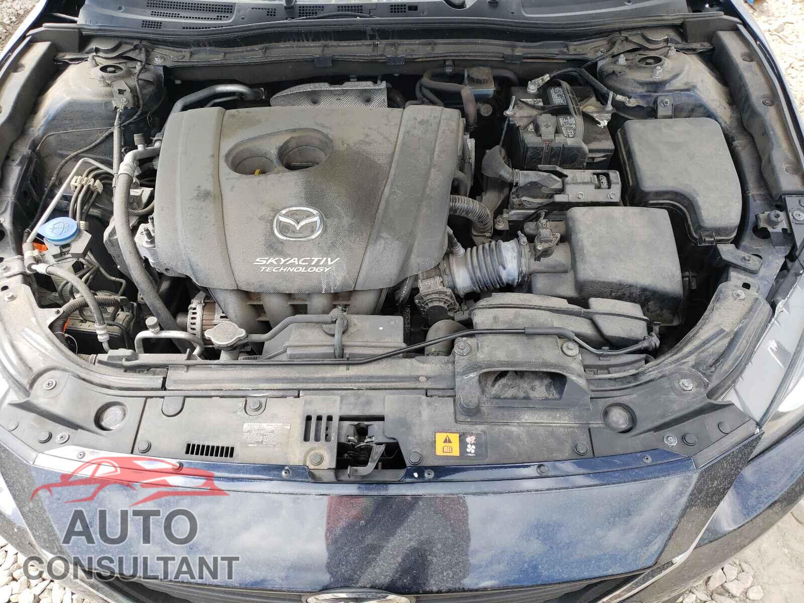 MAZDA 3 2016 - JM1BM1U79G1281973