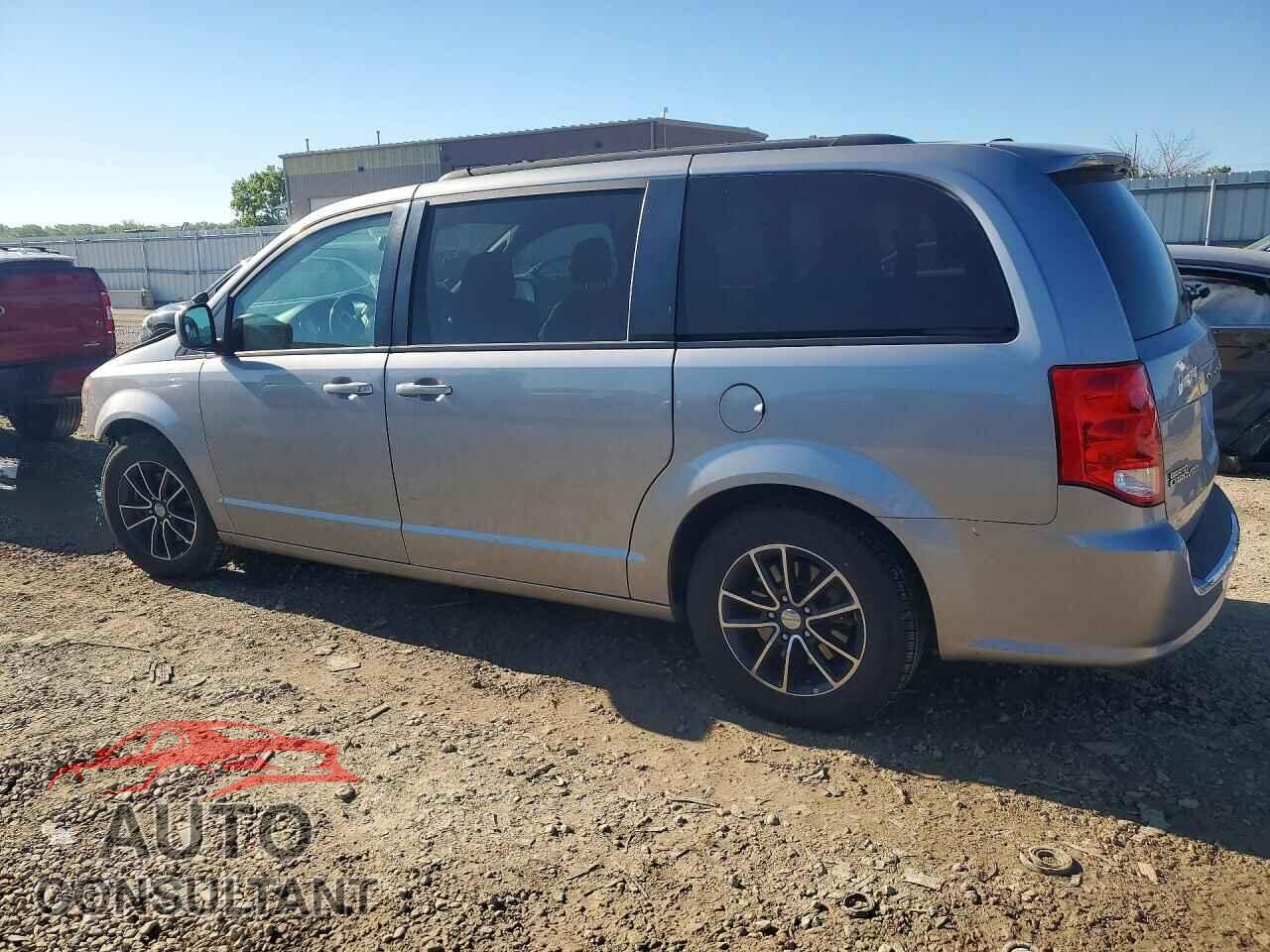 DODGE CARAVAN 2018 - 2C4RDGEG2JR150645