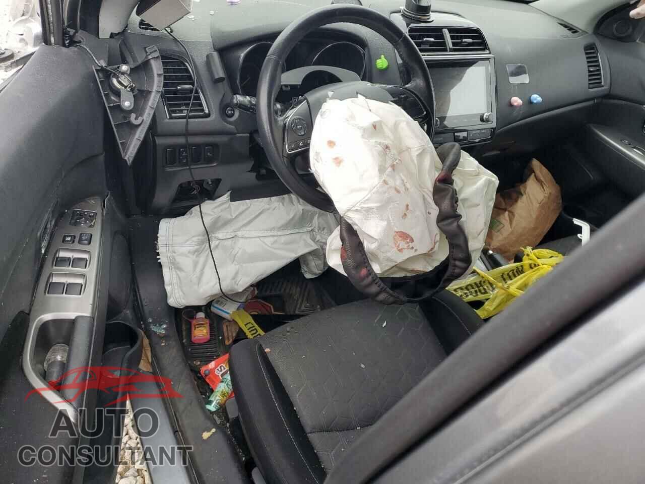 MITSUBISHI OUTLANDER 2020 - JA4AP4AU2LU003661