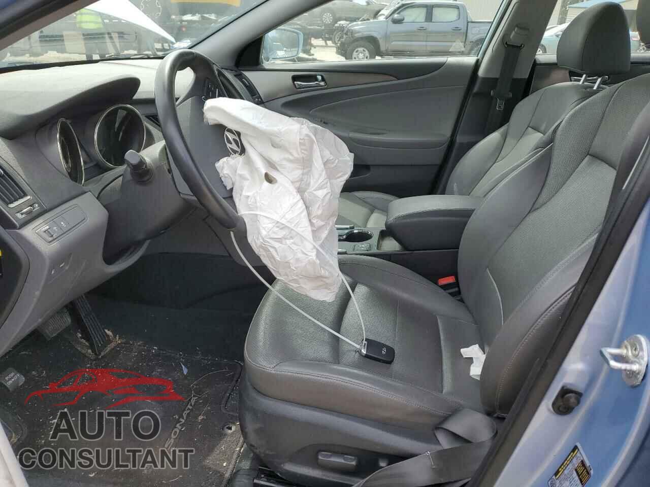HYUNDAI SONATA 2011 - KMHEC4A4XBA007407