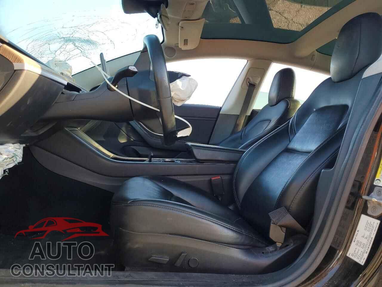 TESLA MODEL 3 2019 - 5YJ3E1EA1KF361893