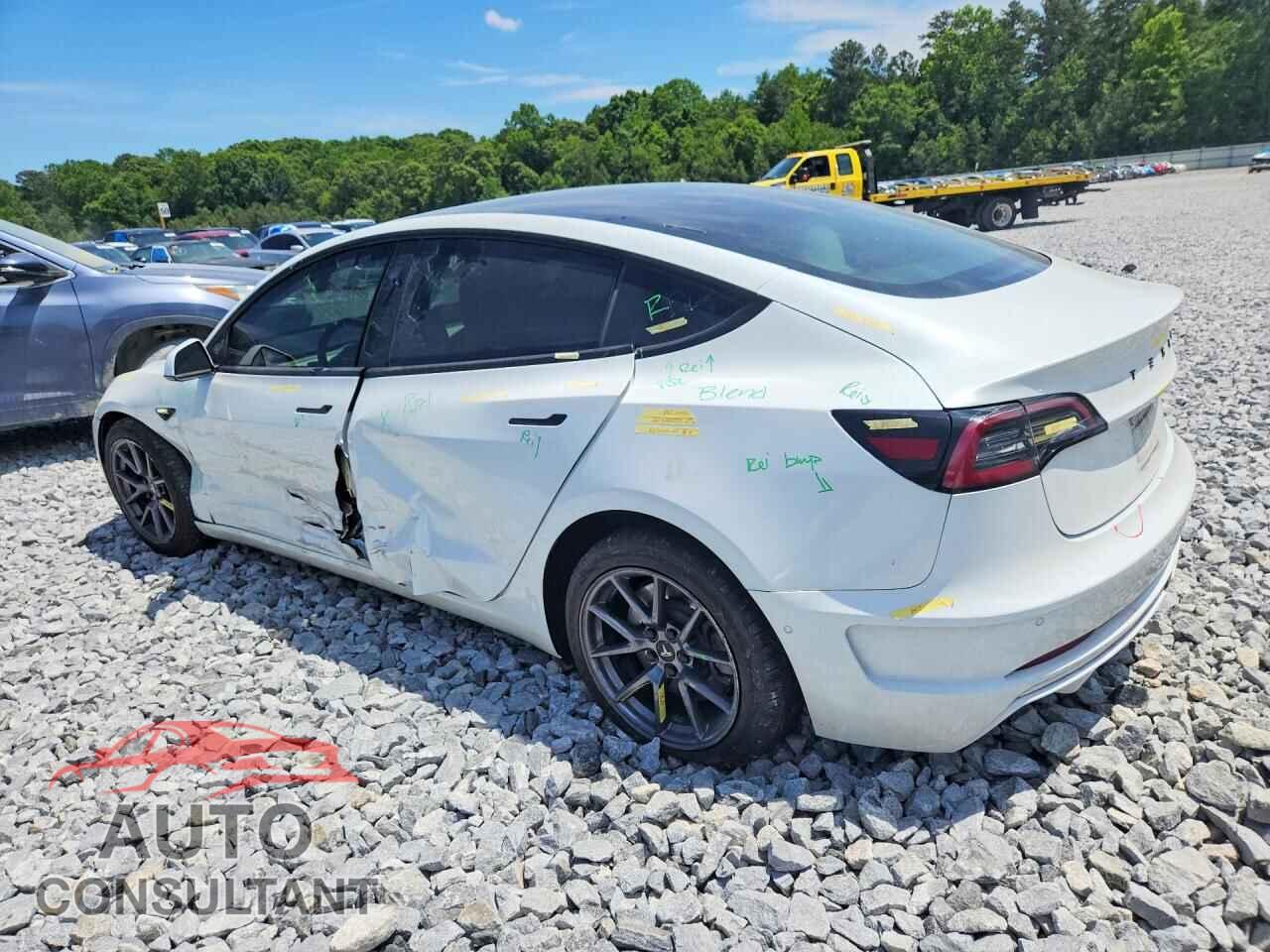 TESLA MODEL 3 2021 - 5YJ3E1EA4MF877927