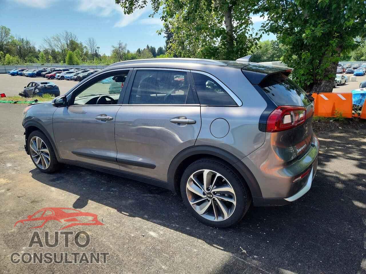 KIA NIRO 2017 - KNDCE3LC8H5075257