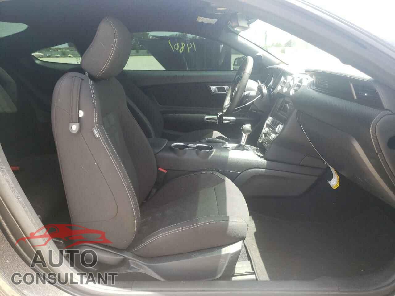 FORD MUSTANG 2020 - 1FA6P8TH7L5100325