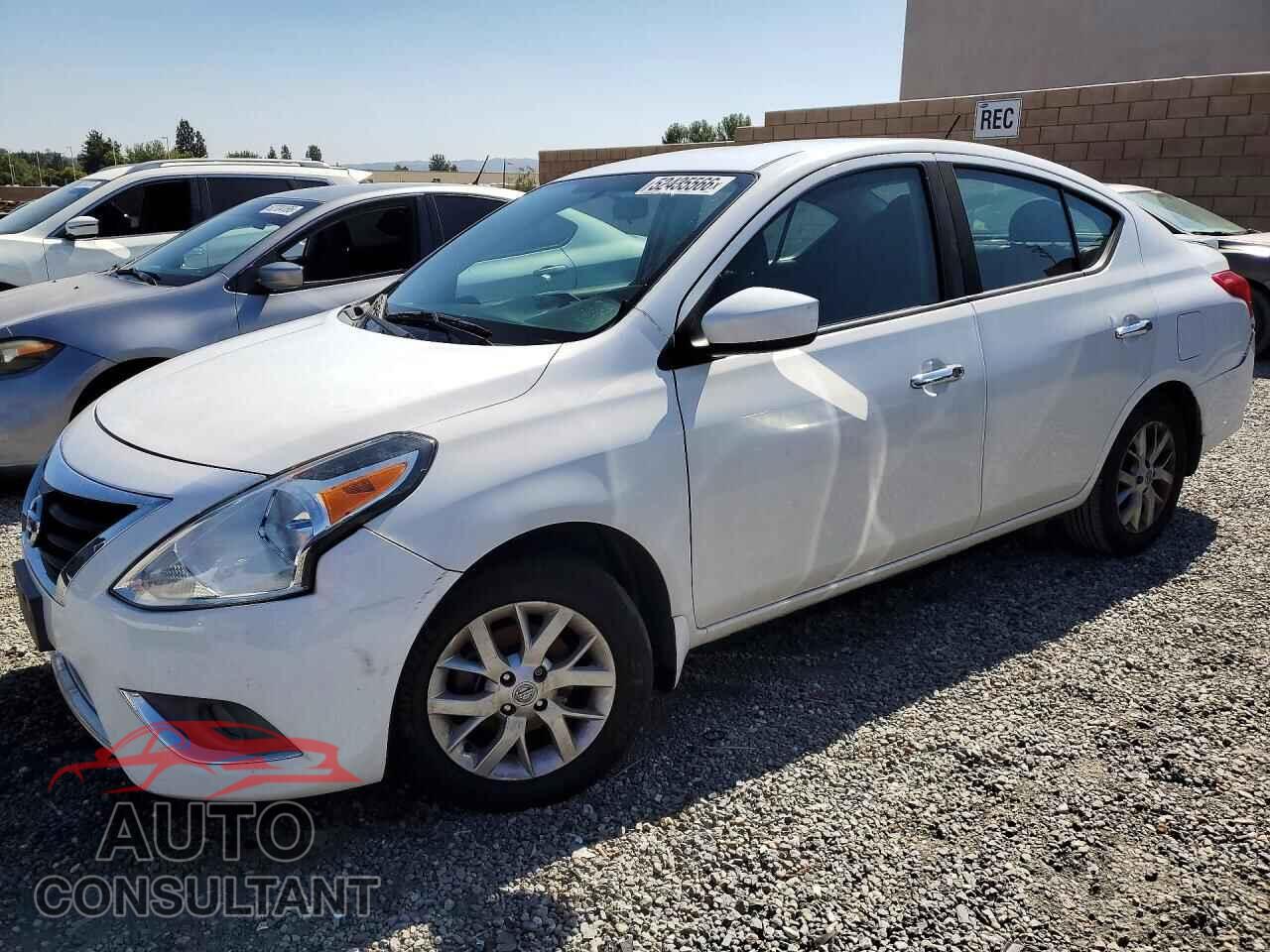 NISSAN VERSA 2017 - 3N1CN7AP1HL852698