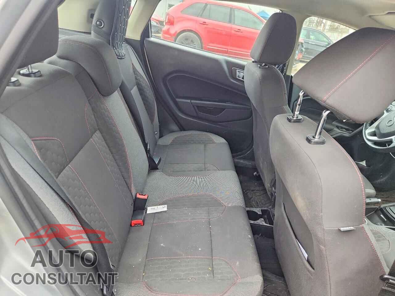 FORD FIESTA 2014 - 3FADP4EJ3EM135277