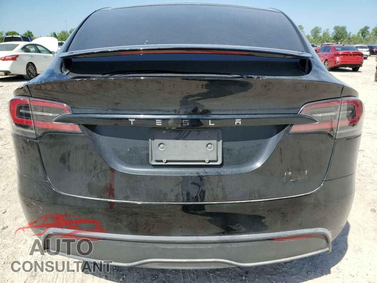 TESLA MODEL X 2023 - 7SAXCBE69PF425908