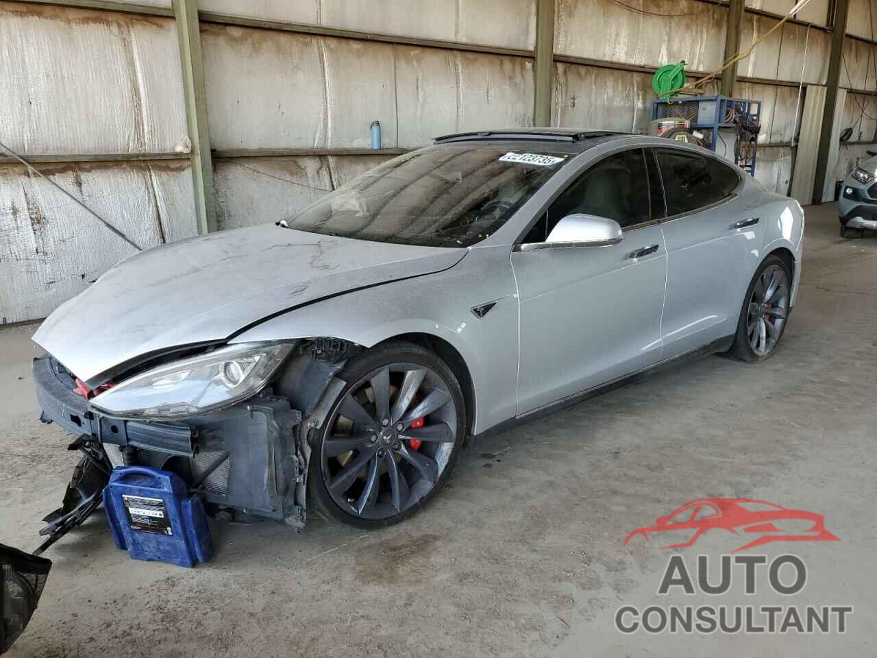 TESLA MODEL S 2015 - 5YJSA1H20FFP69402