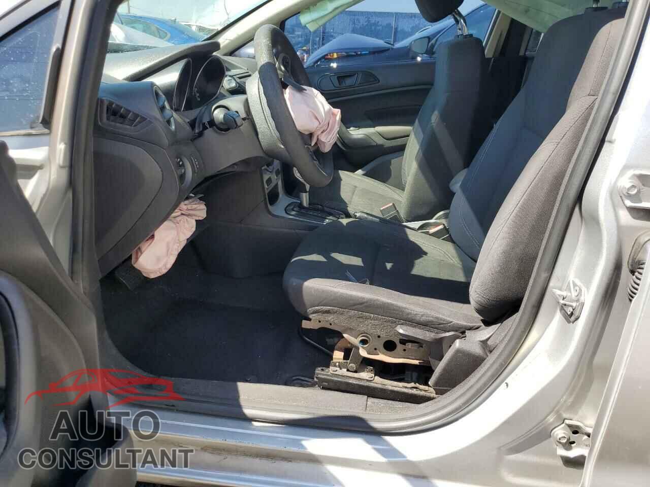 FORD FIESTA 2017 - 3FADP4BJ1HM139868
