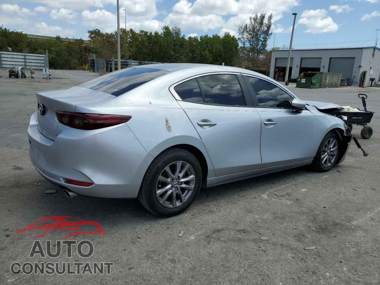 MAZDA 3 2021 - 3MZBPAA77MM201867