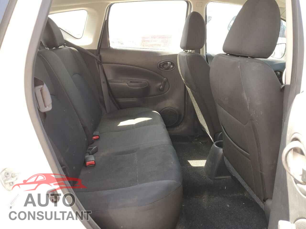 NISSAN VERSA 2017 - 3N1CE2CP3HL371075