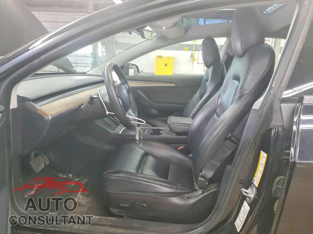 TESLA MODEL 3 2022 - 5YJ3E1EB8NF305088