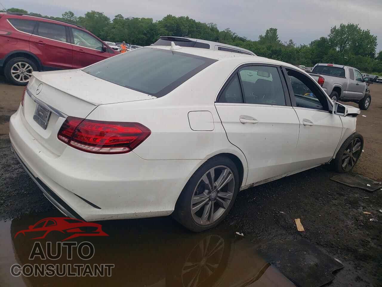 MERCEDES-BENZ E-CLASS 2015 - WDDHF5KB1FB097760