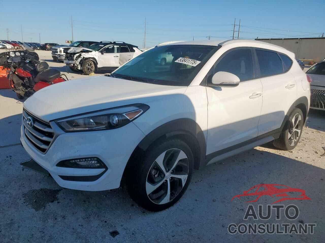 HYUNDAI TUCSON 2017 - KM8J33A28HU388835