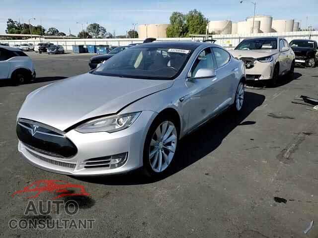 TESLA MODEL S 2013 - 5YJSA1DP3DFP04204